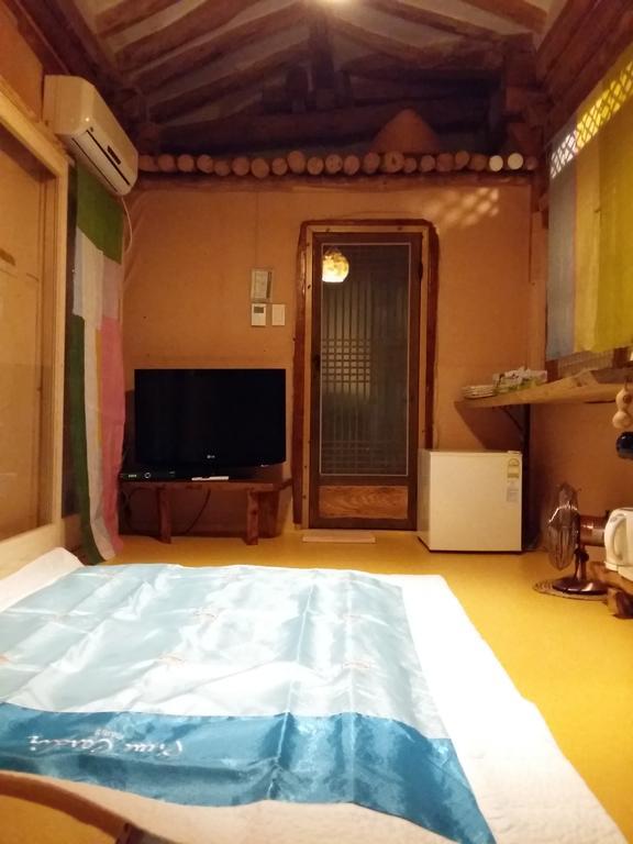 فندق Dalbbit Hyang جيونجو الغرفة الصورة